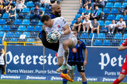 Spielszene Waldhof Mannheim gegen SpVgg Unterhaching (Fußball 3. Liga)
